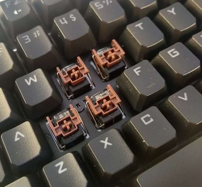 Jak działają przełączniki optyczne w klawiaturach?