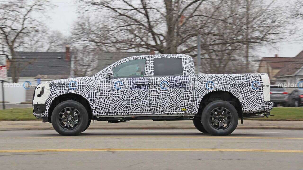 Ford Ranger PHEV 2023 potwierdzony. Są też zdjęcia prototypu