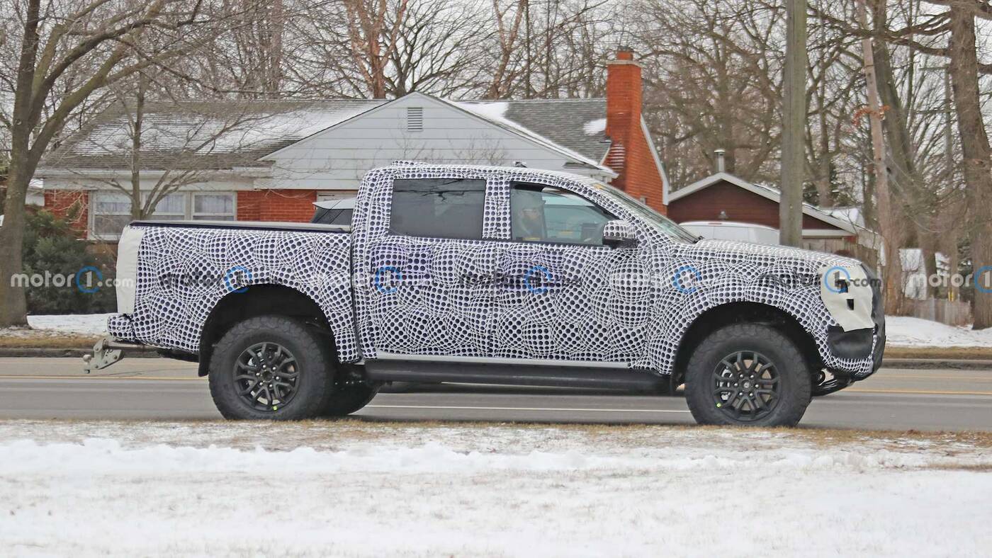 Pierwsze zdjęcia Forda Ranger Raptor nowej generacji