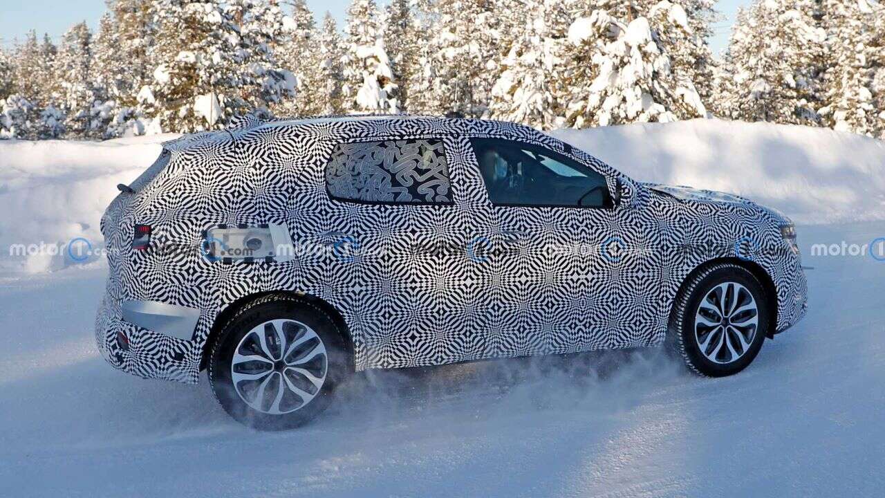 Renault Kadjar 2022 wyszpiegowany w produkcyjnym nadwoziu