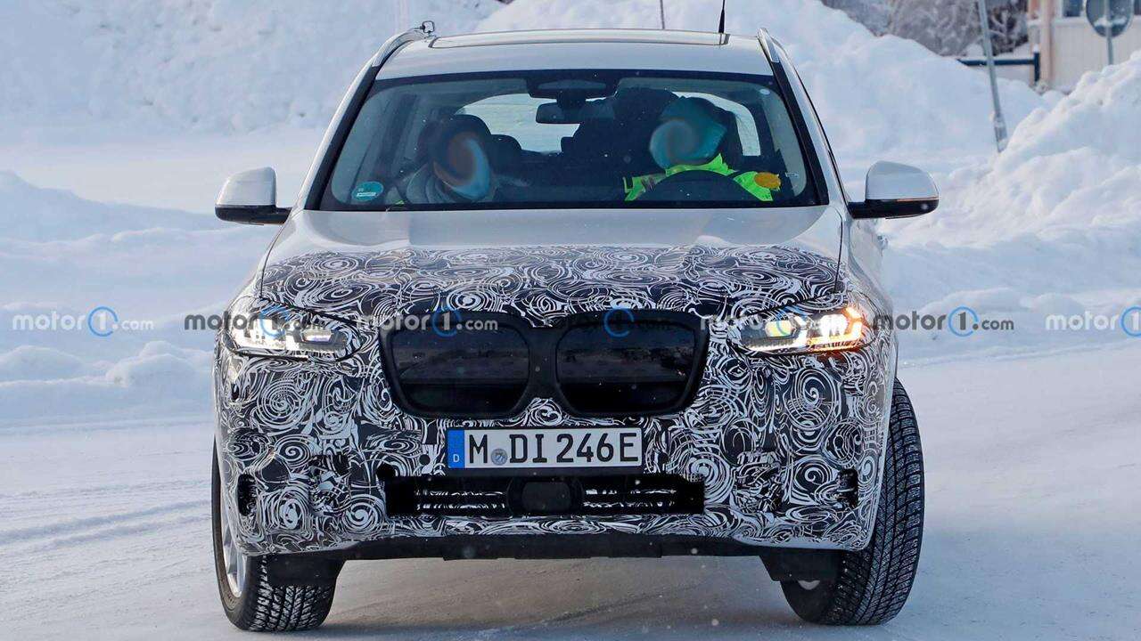 Spójrzcie na zdjęcia odświeżonego BMW iX3 2022. Tak. BMW iX3