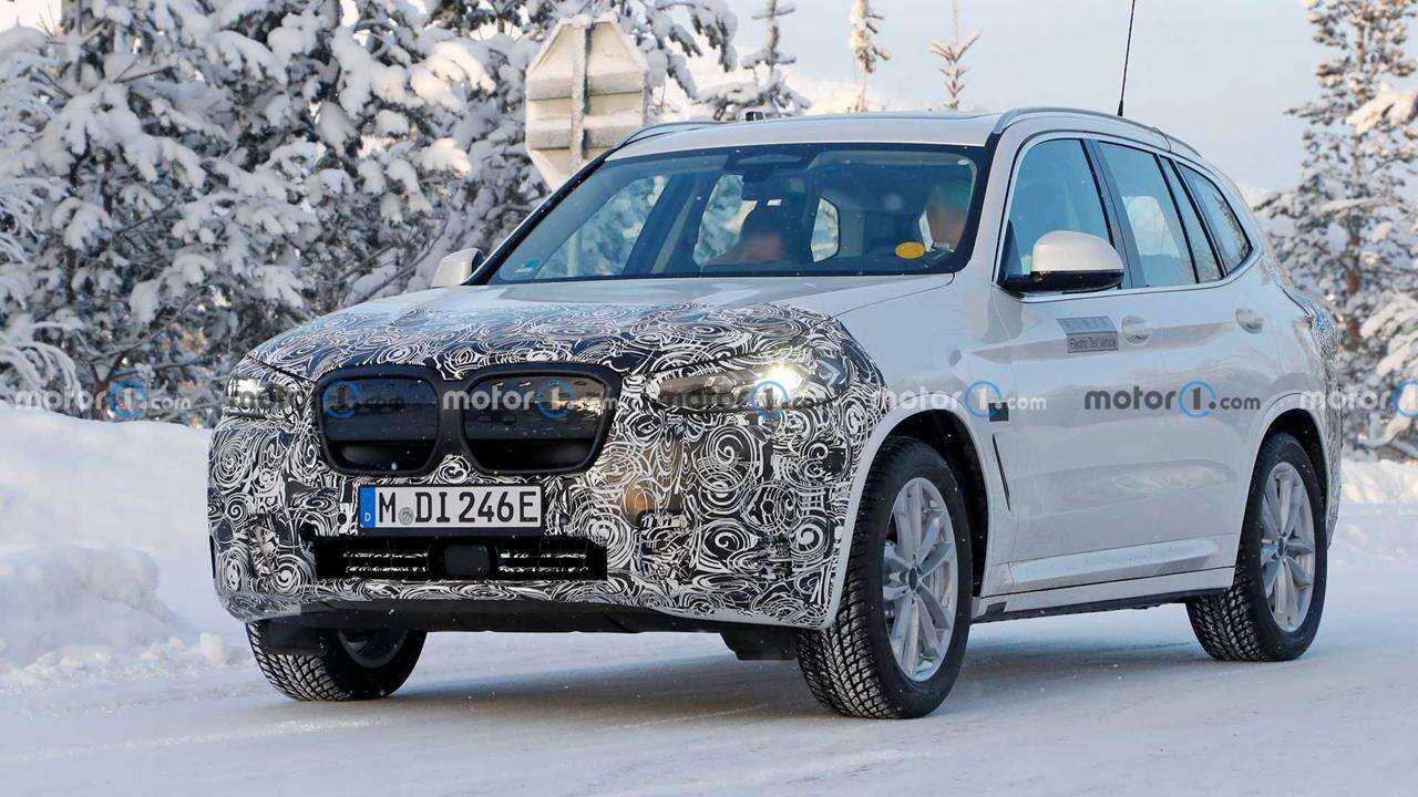 Spójrzcie na zdjęcia odświeżonego BMW iX3 2022. Tak. BMW iX3