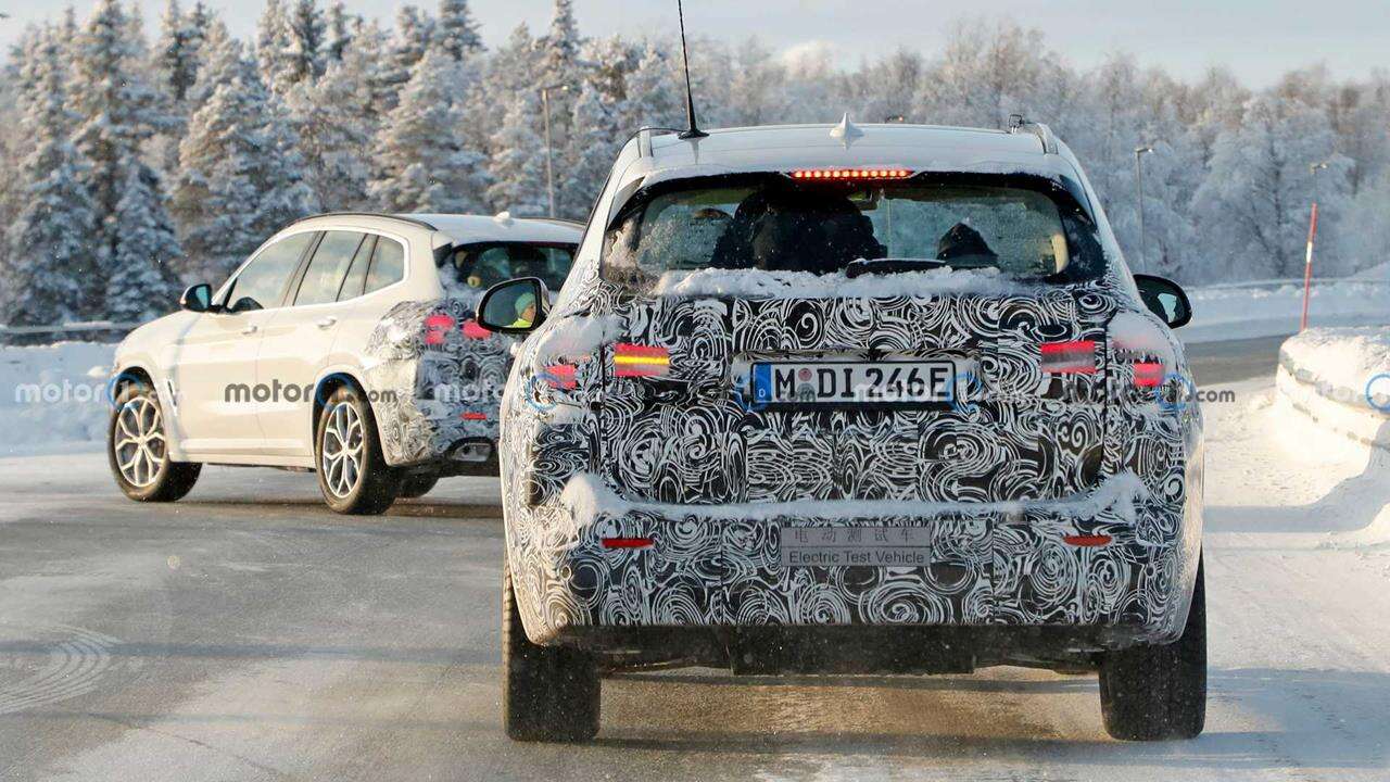 Spójrzcie na zdjęcia odświeżonego BMW iX3 2022. Tak. BMW iX3