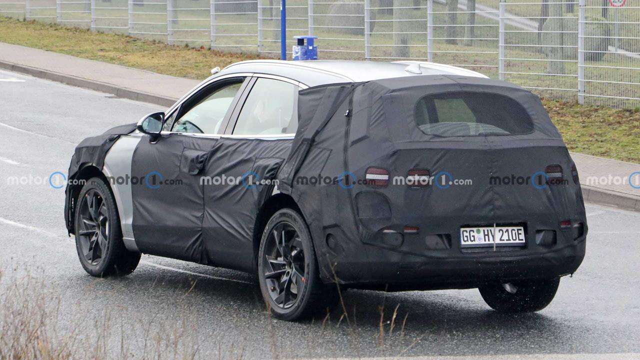 Zdjęcia Genesis GV70e. Elektryczny SUV w testach