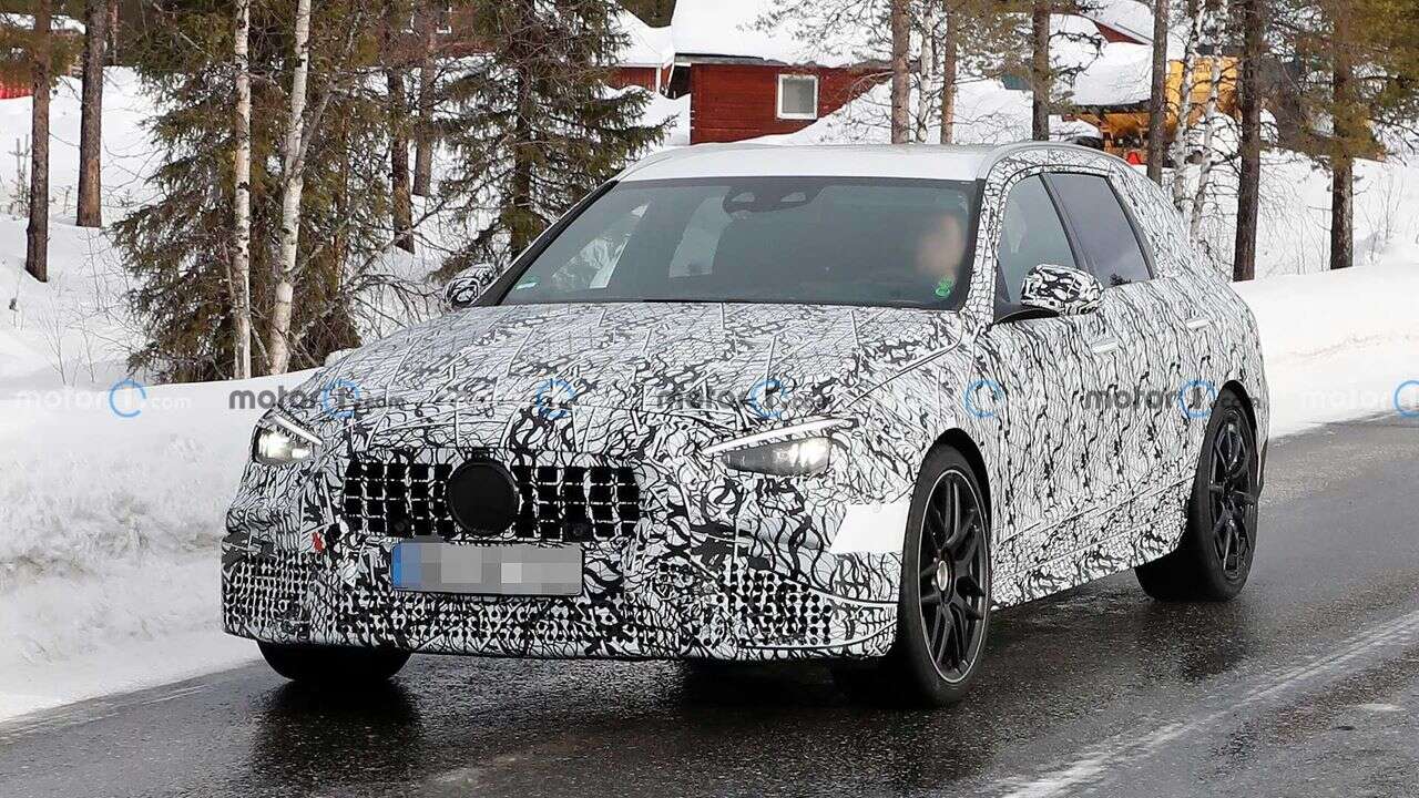 Zdjęcia Mercedes-AMG C63 Estate w testach