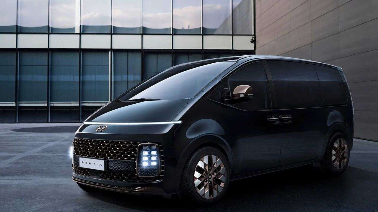 11 siedzeń i wygląd statku kosmicznego, czyli premiera Hyundai Staria Minivan