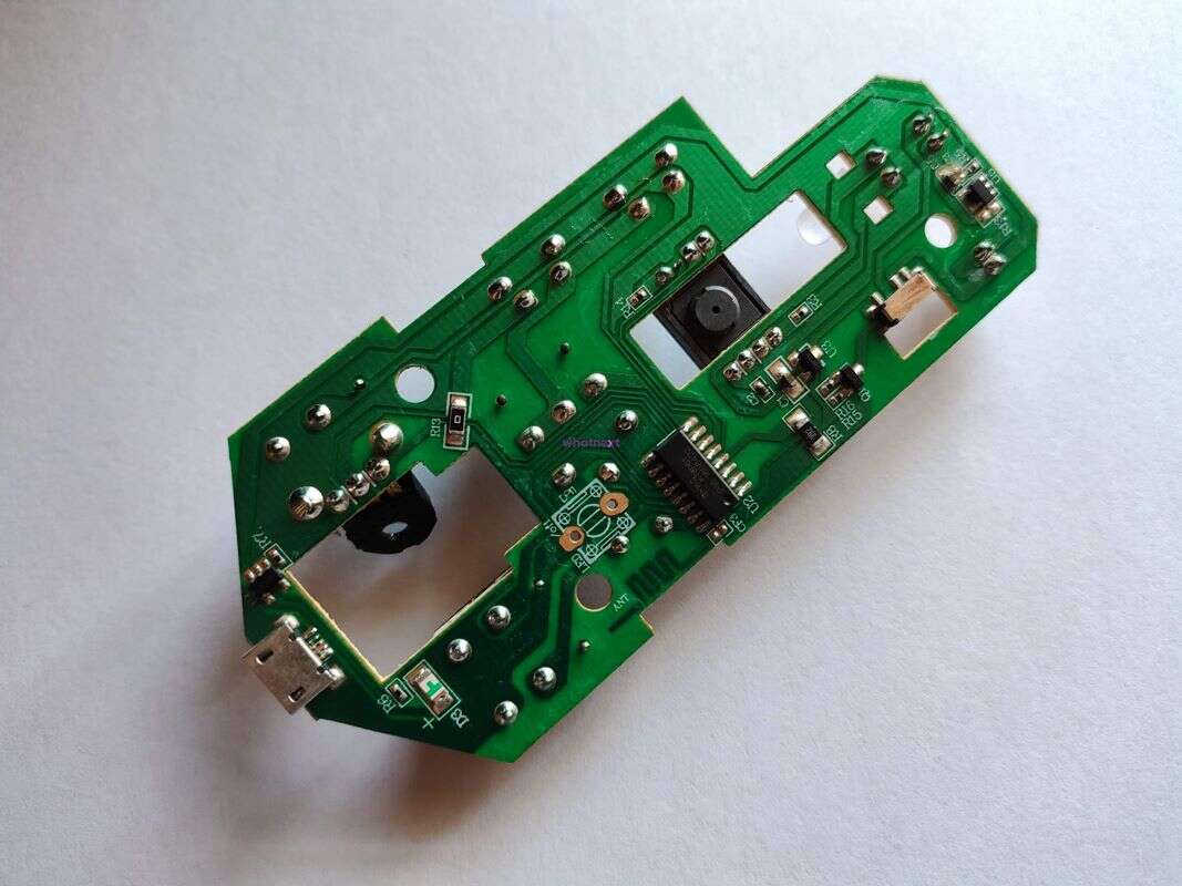 Co znajdziemy wewnątrz myszki komputerowej?