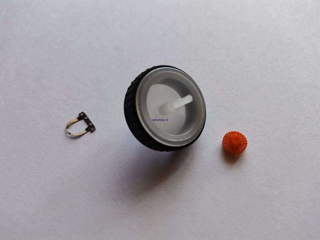 Co znajdziemy wewnątrz myszki komputerowej?