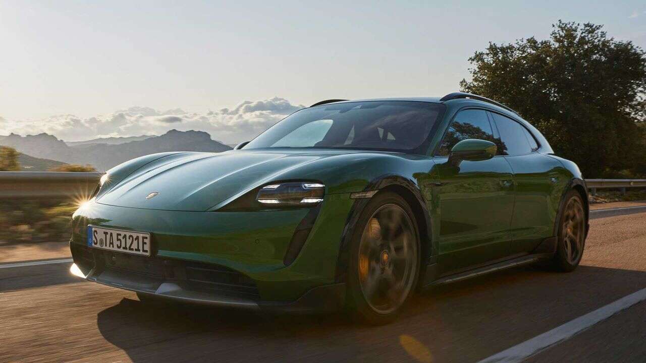 Premiera Porsche Taycan Cross Turismo. W co celuje elektryczne kombi?
