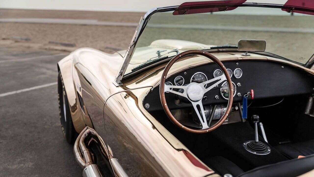 Spójrzcie na wyjątkowe nadwozie równie wyjątkowego Shelby Cobra