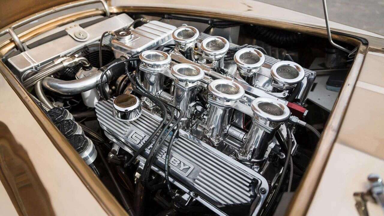 Spójrzcie na wyjątkowe nadwozie równie wyjątkowego Shelby Cobra
