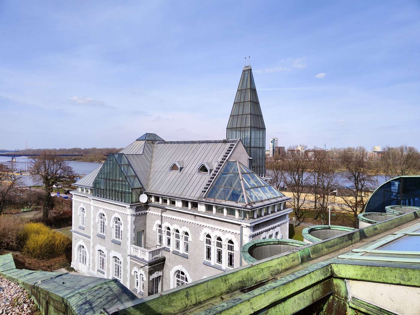 realme 8 Pro - dobry aparat, za dobre pieniądze