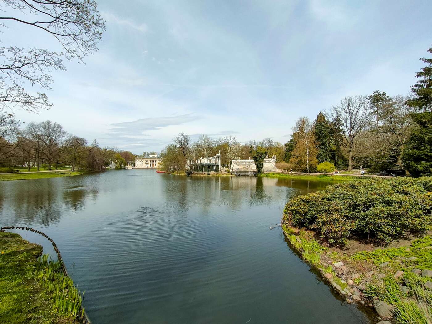 Z OPPO Reno5 5G można podbijać media społecznościowe