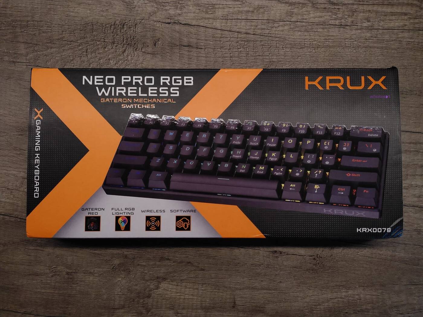 Test Krux Neo Pro RGB Wireless. Niewielka, ale tania i solidna