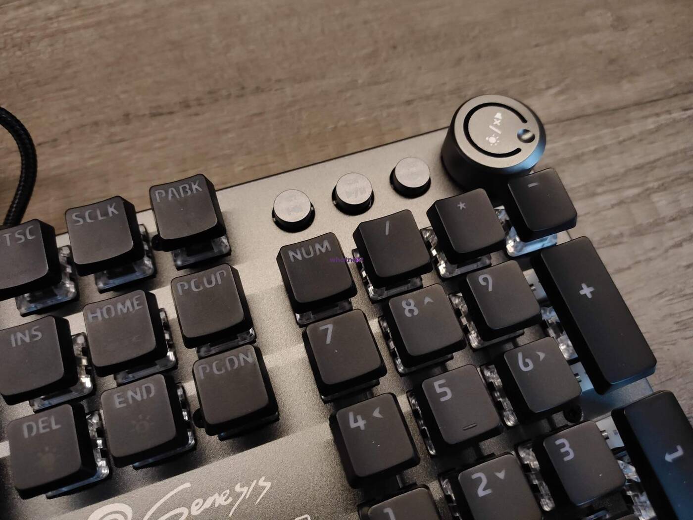 Test klawiatury Thor 401 RGB. Jak wypada nowość Genesis?