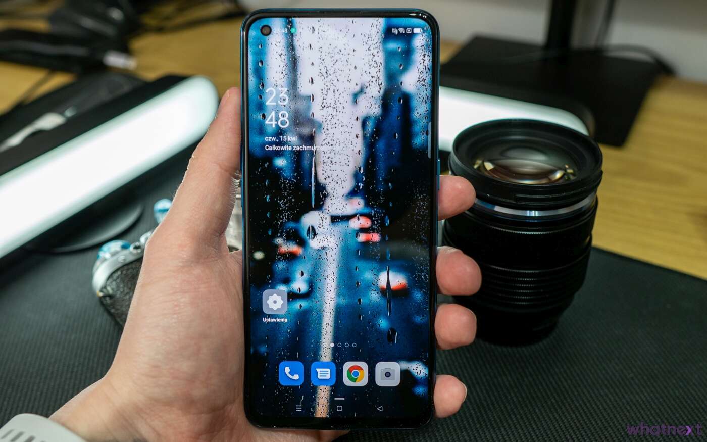 Z OPPO Reno5 5G można podbijać media społecznościowe