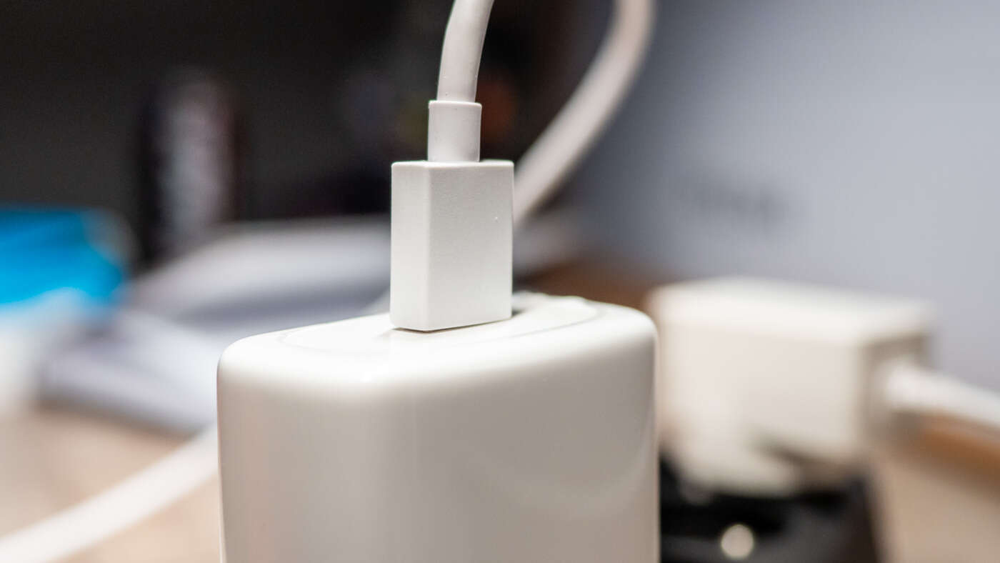 Szybkie ładowanie smartfonu doprowadza mnie do szału