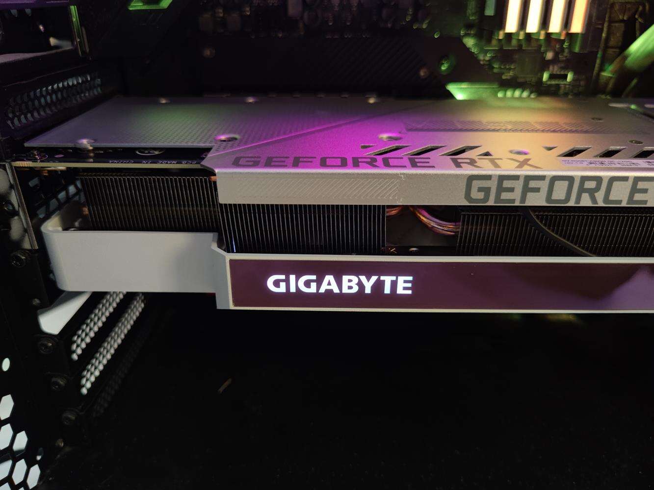test Gigabyte GeForce RTX 3080 Ti Vision OC, recenzja Gigabyte GeForce RTX 3080 Ti Vision OC, opinia Gigabyte GeForce RTX 3080 Ti Vision OC