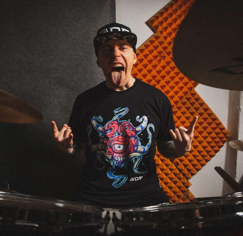 O M.E.A.T. i nie tylko - wywiad z Wojciechem „Słoniem” Zawadzkim