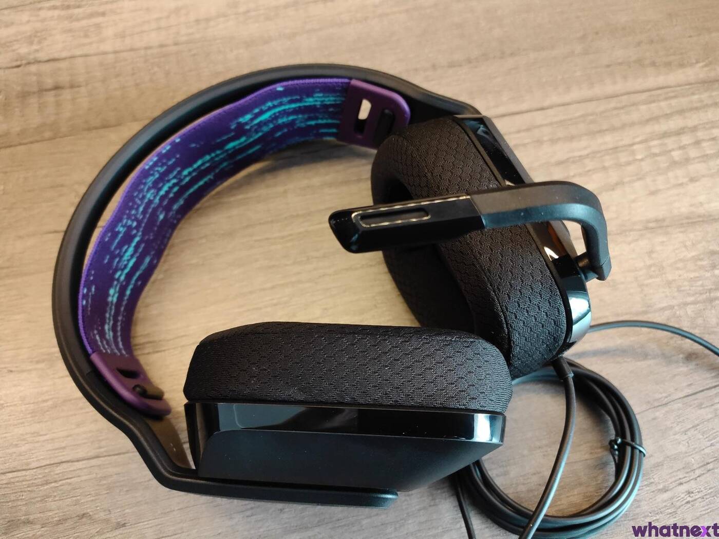 Test Logitech G335. Producent wchodzi w odważne kolory