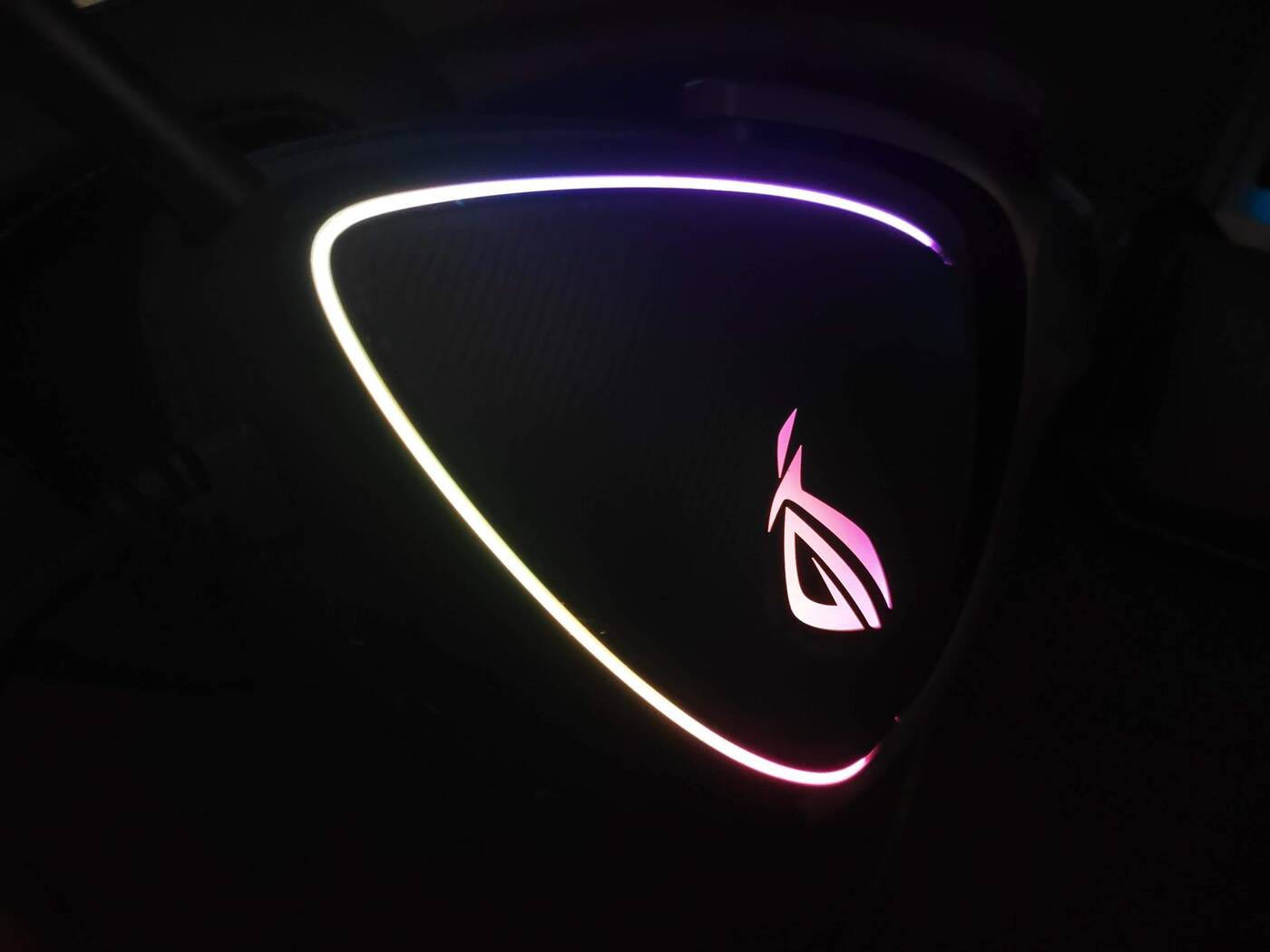 Test ROG Delta S. Gamingowy zestaw słuchawkowy z masą technologii