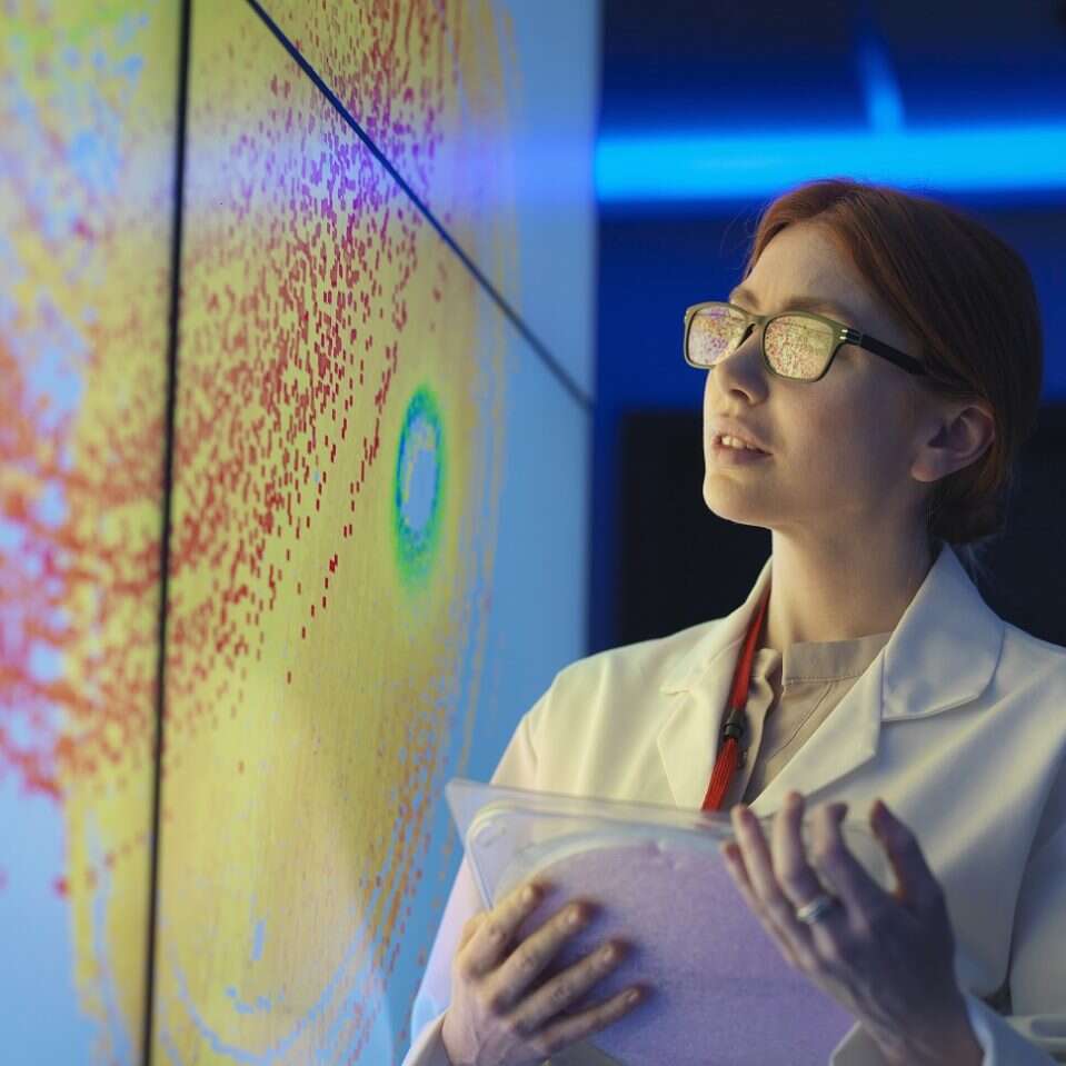 Czy Polacy wierzą nauce? Wypadamy lepiej niż reszta Europy