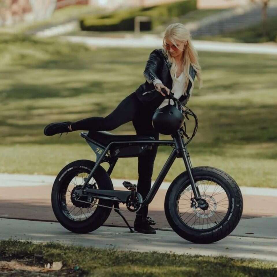 Nowy elektryczny rower Super73