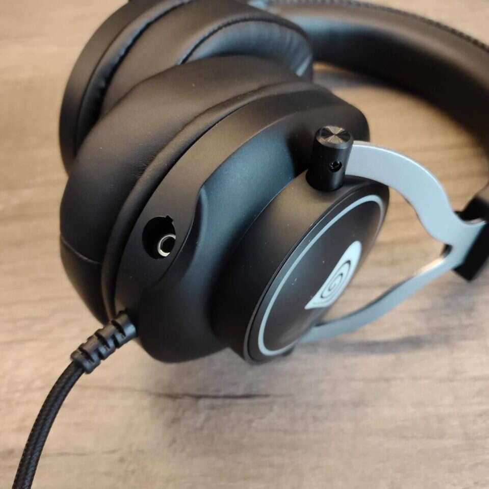 Test Genesis Neon 750 RGB, Test Neon 750 RGB, Neon 750 RGB, recenzja Neon 750 RGB, Genesis Neon 750 RGB