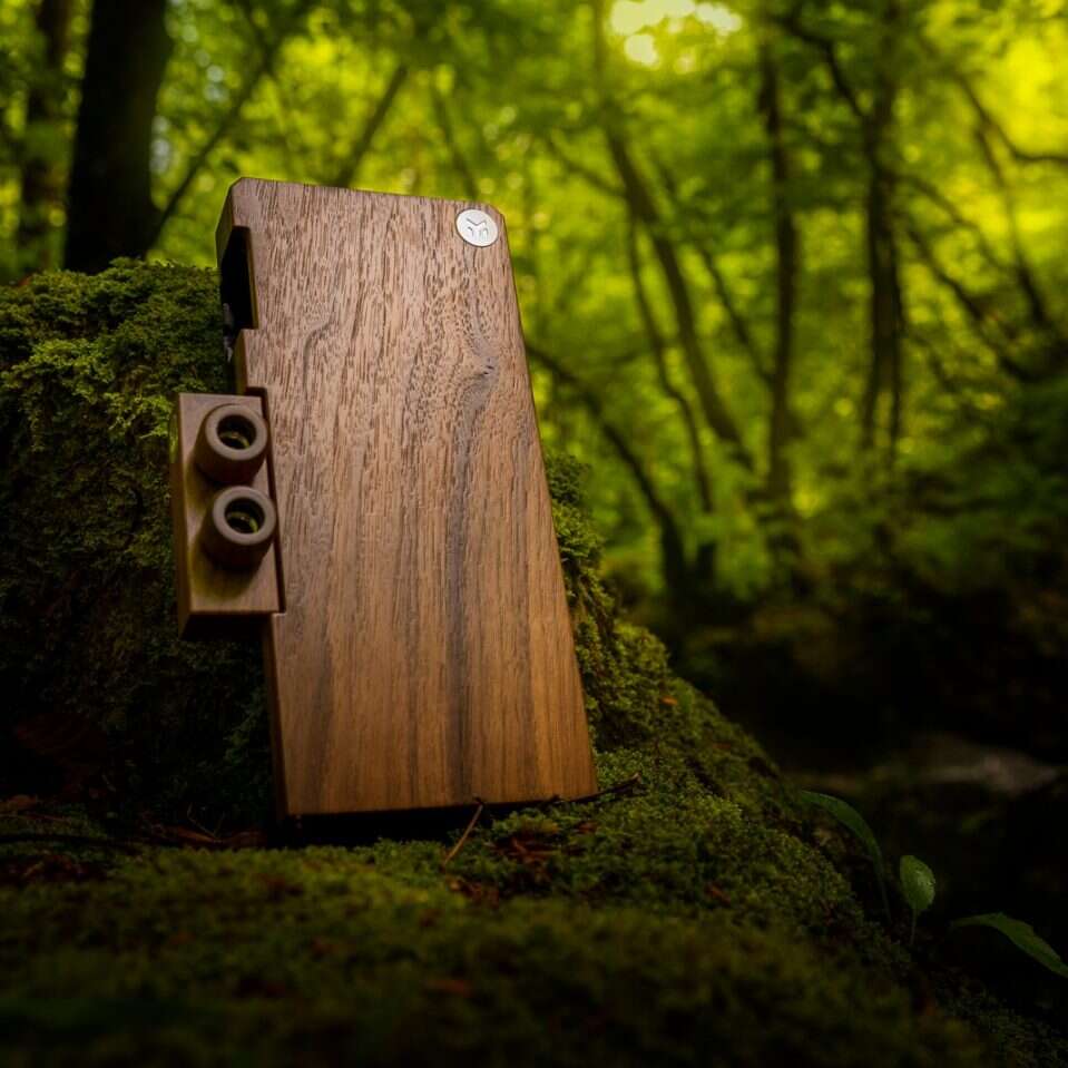 blokami EK Lingum, drewniany komputer wysokiej klasy