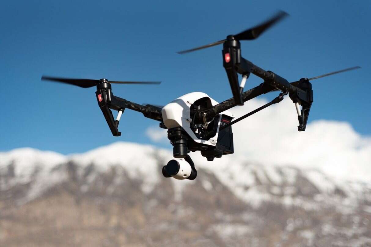 Autonomiczne drony w roli poszukiwaczy meteorytów