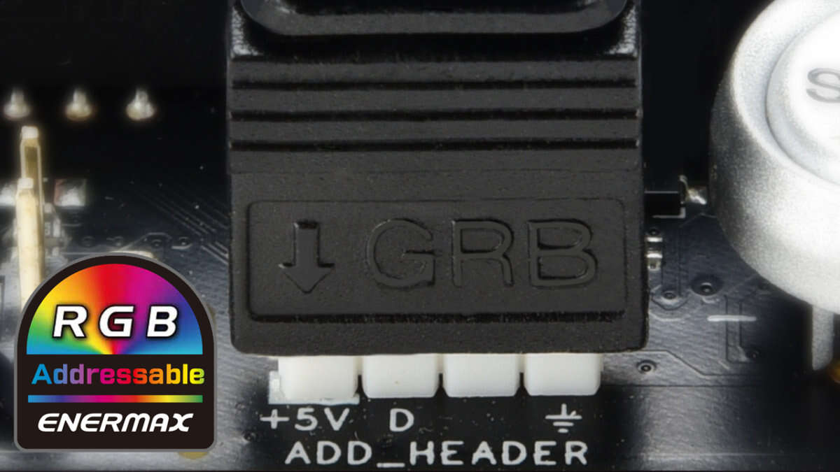 Pakiet wentylatorów SquA RGB White od Enermax. Trzy śmigiełka za 60 euro