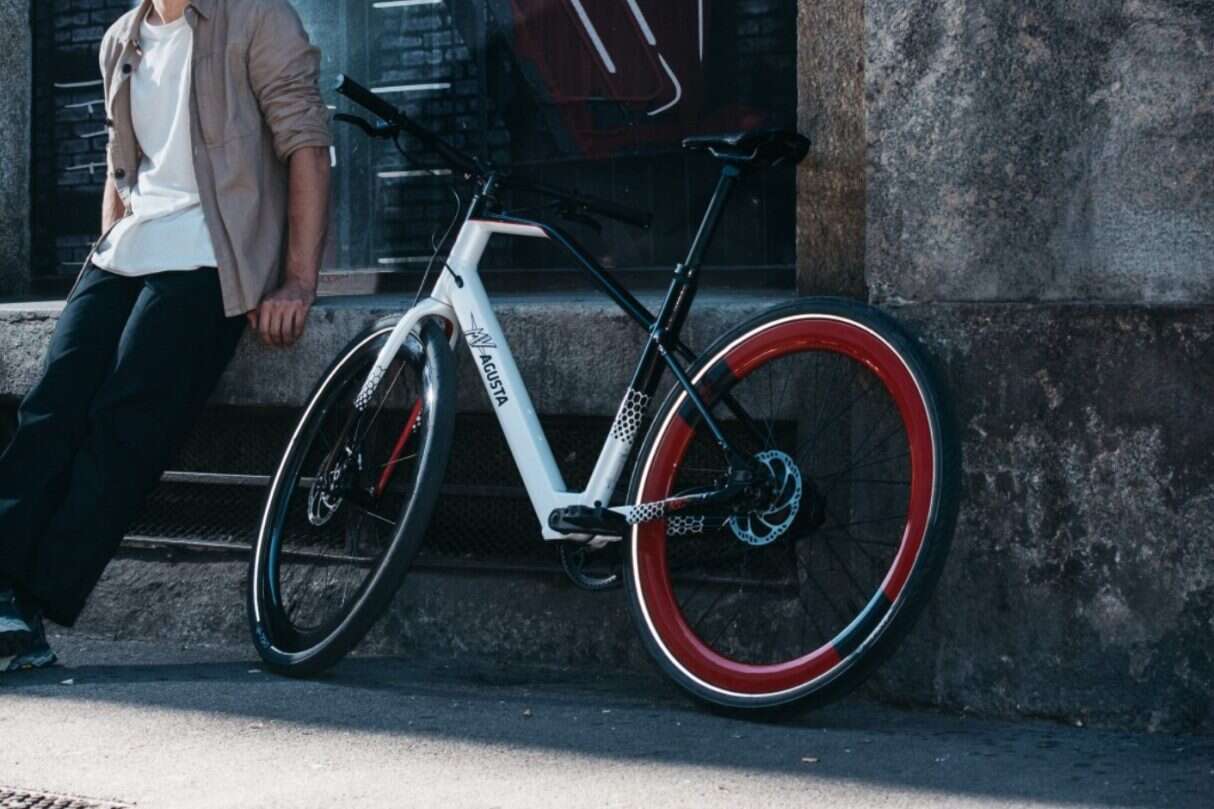 Firma MV Agusta, elektryczne rowery Amo