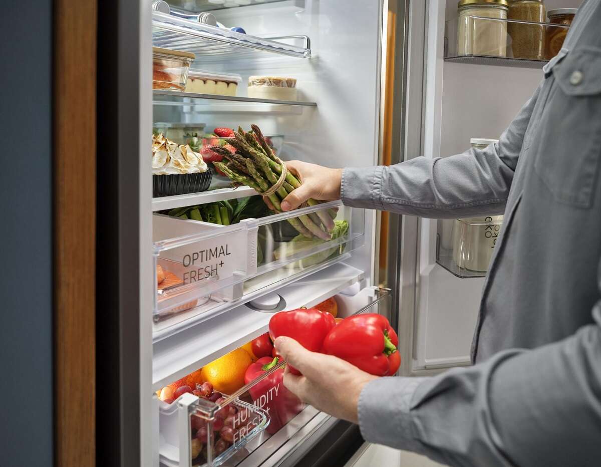 Samsung sprawdził, na co Polacy zwracają uwagę podczas zakupu lodówki