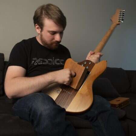 Modułowa gitara Voyager