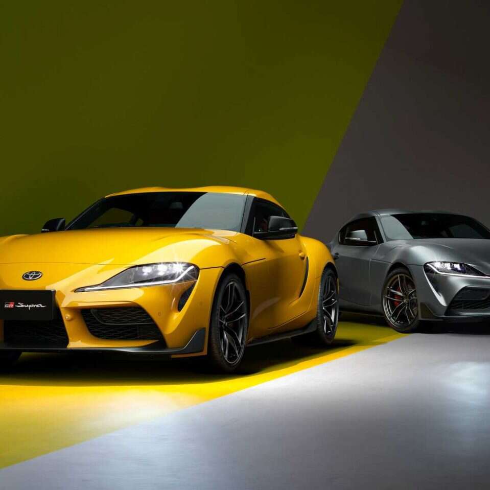 Toyota pokazała dwa warianty Supry na 35-lecie, Supra SZ-R Anniversary, Supra RZ Anniversary, dwa warianty Supry na 35-lecie,