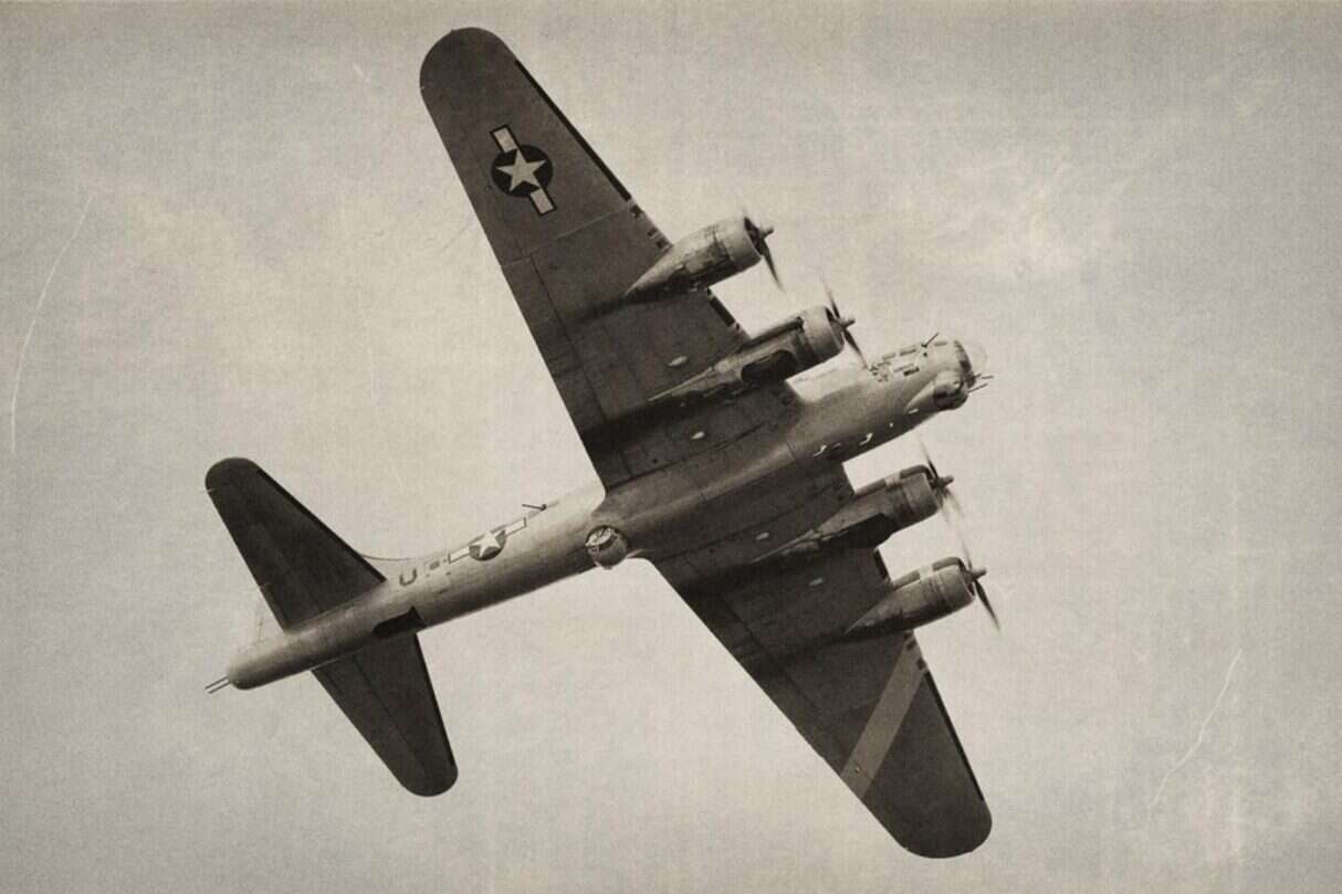 bombowiec B-17 z czasów II wojny światowej, bombowiec B-17