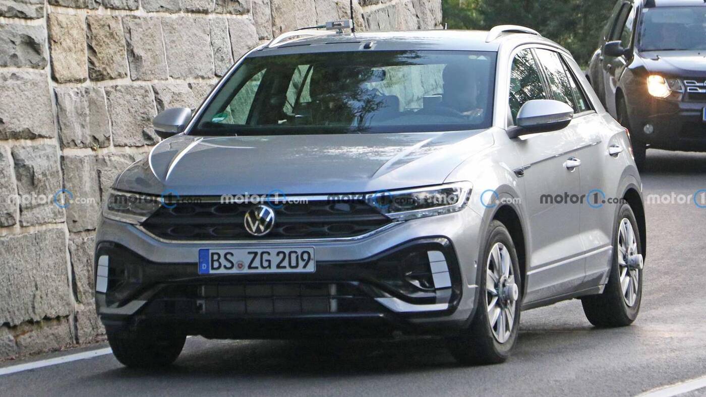 Odświeżony Volkswagen T-Roc R-Line na zdjęciach