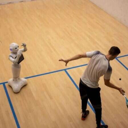 robotyczny trener squasha, robot trener