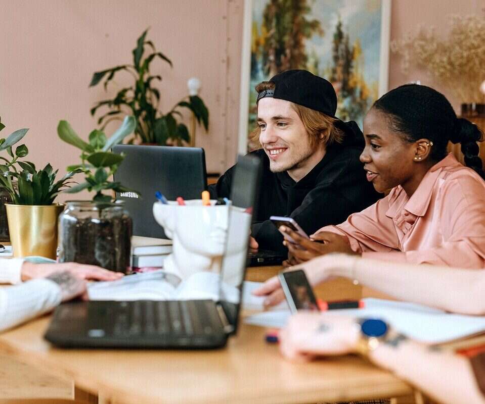 Solve for Tomorrow to nowy, wyjątkowy program Samsunga skierowany do młodego pokolenia