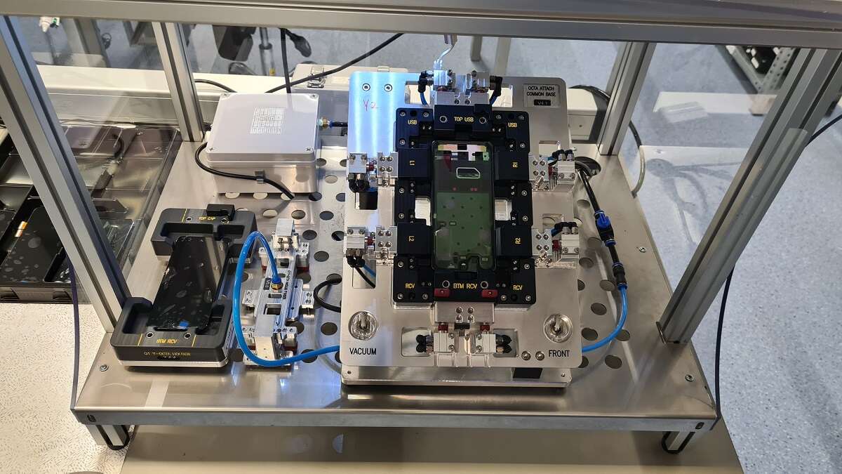 Zamiast wymieniać, ekran można naprawić. Startuje nowa usługa Samsunga