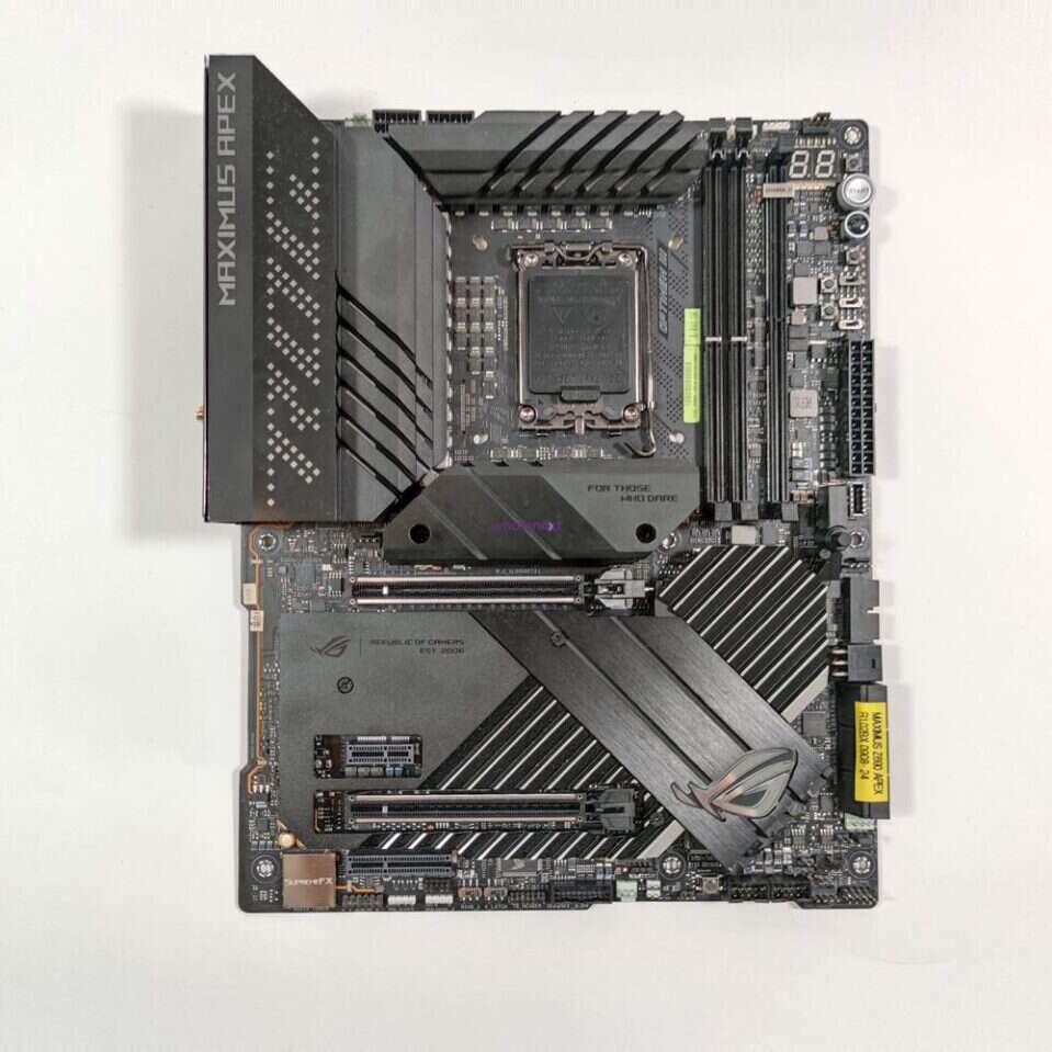 test Asus ROG Maximus Z690 Apex, recenzja Asus ROG Maximus Z690 Apex, opinia Asus ROG Maximus Z690 Apex