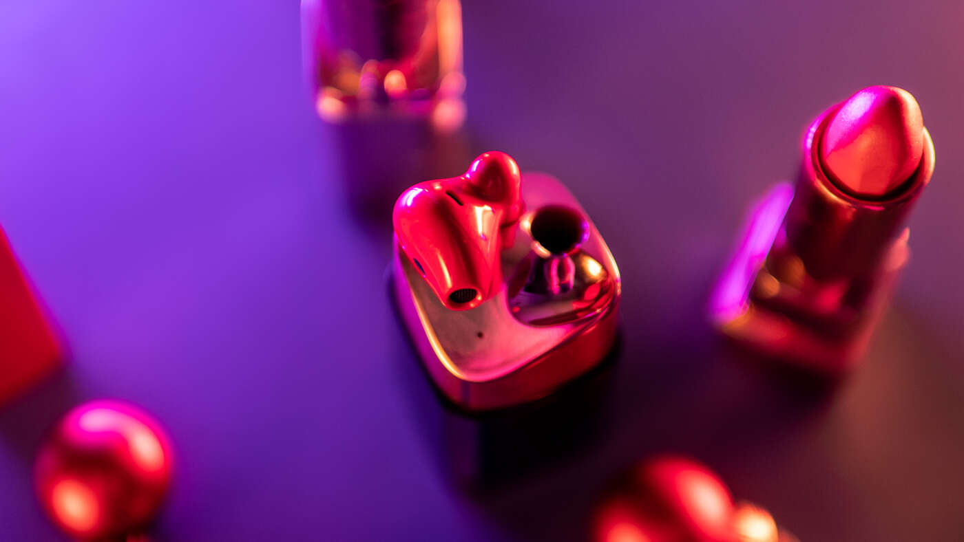Huawei FreeBuds Lipstick to więcej niż słuchawki. To elegancki dodatek stylizacji
