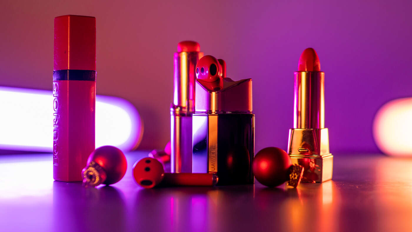 Huawei FreeBuds Lipstick to więcej niż słuchawki. To elegancki dodatek stylizacji