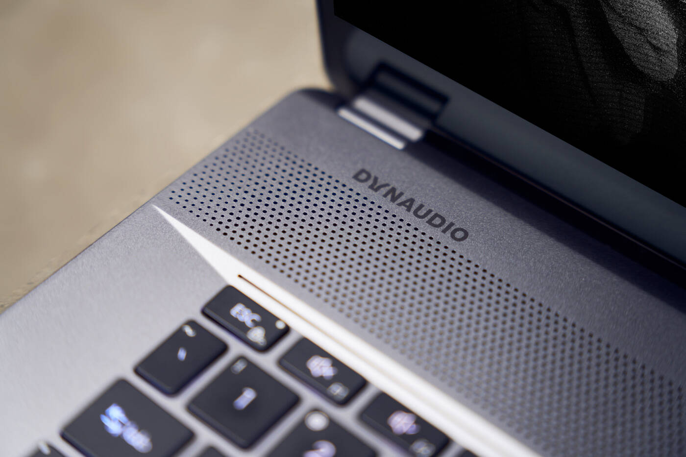 MSI Creator Z16 – nowoczesny laptop dla studentów z kartą graficzną NVIDIA GeForce RTX 3060