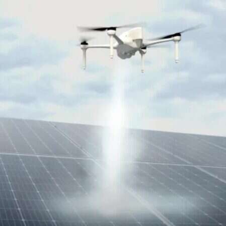 Latające drony w służbie paneli słonecznych