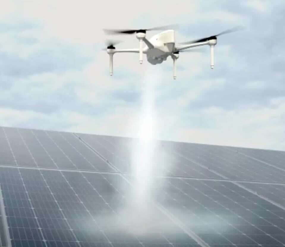 Latające drony w służbie paneli słonecznych