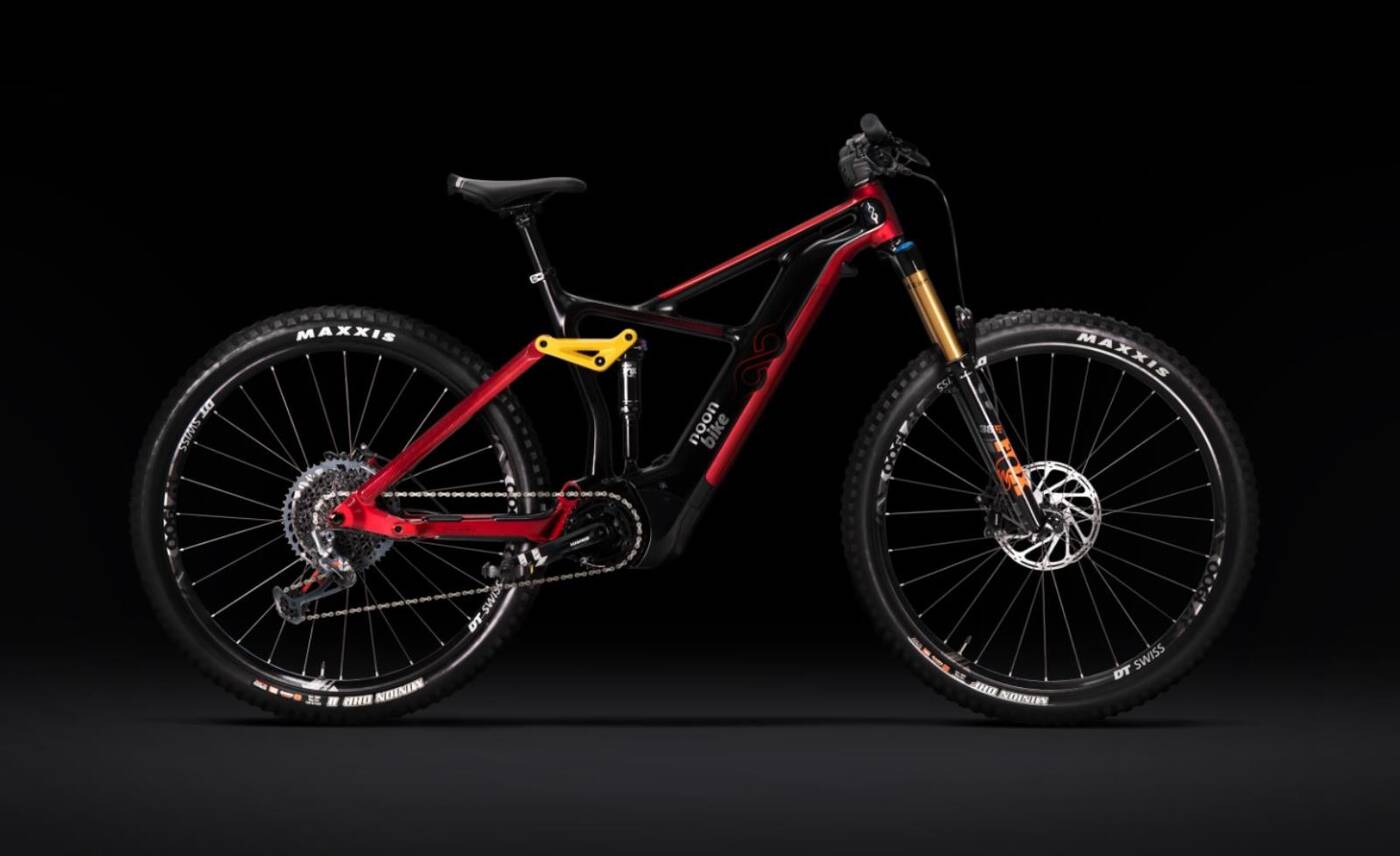 Nowości od Ottobike na EICMA. Nowy motocykl CR-21 i aż trzy ebike