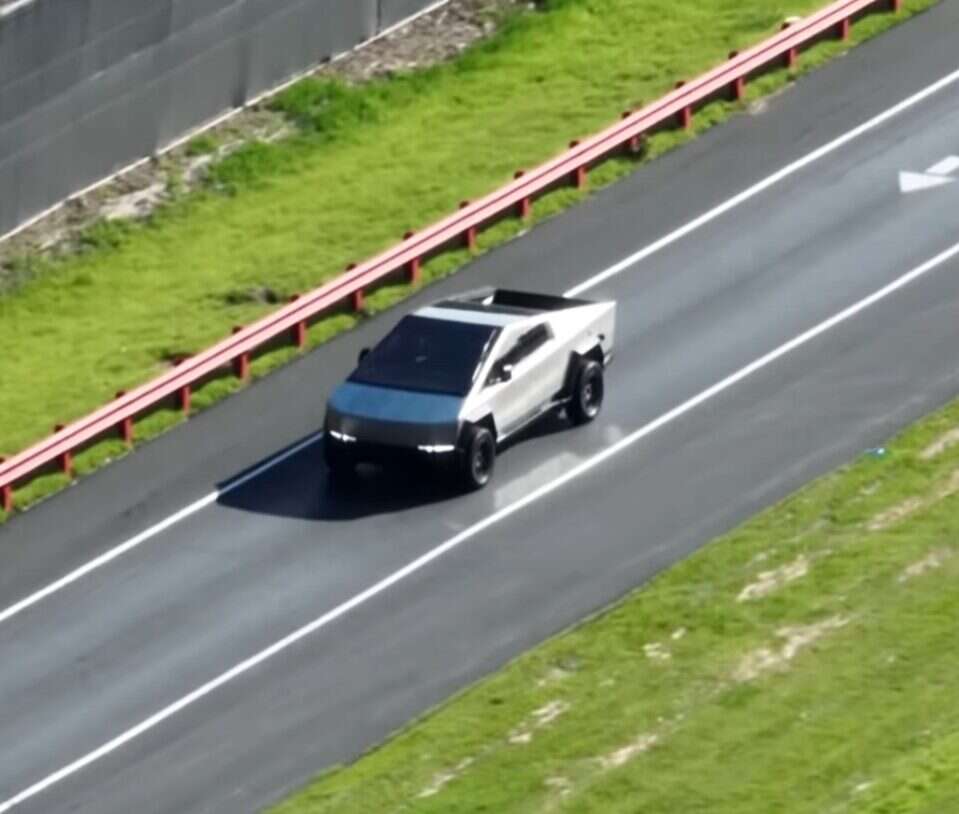 Cybertruck Tesli, Elektryczny pickup