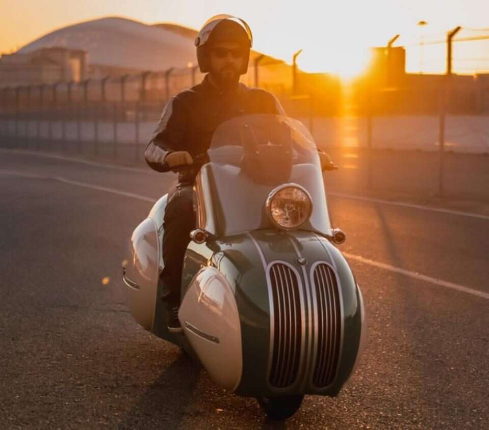 Obłe, opasłe i unikalne, skutery BMW z retro-pakietem Nmoto Golden Age, Nmoto Golden Age, BMW Golden Age