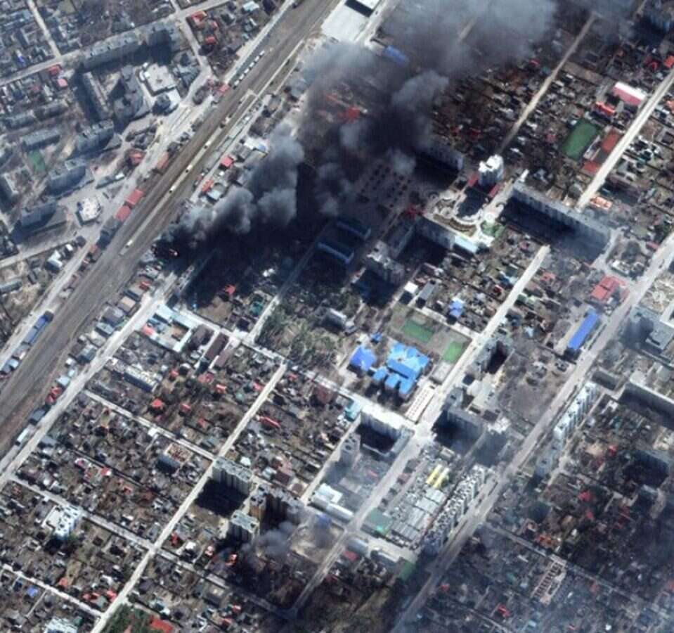 Ukraina w ruinie, nowe zdjęcia satelitarne Mariupola, zdjęcia satelitarne Mariupola